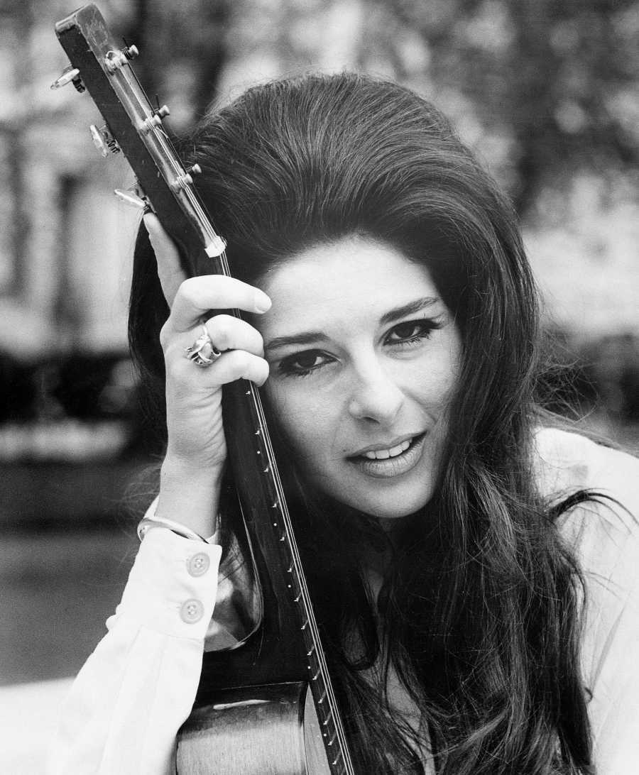 Bobbie Gentry in a 1968 Capitol Records publicity portrait